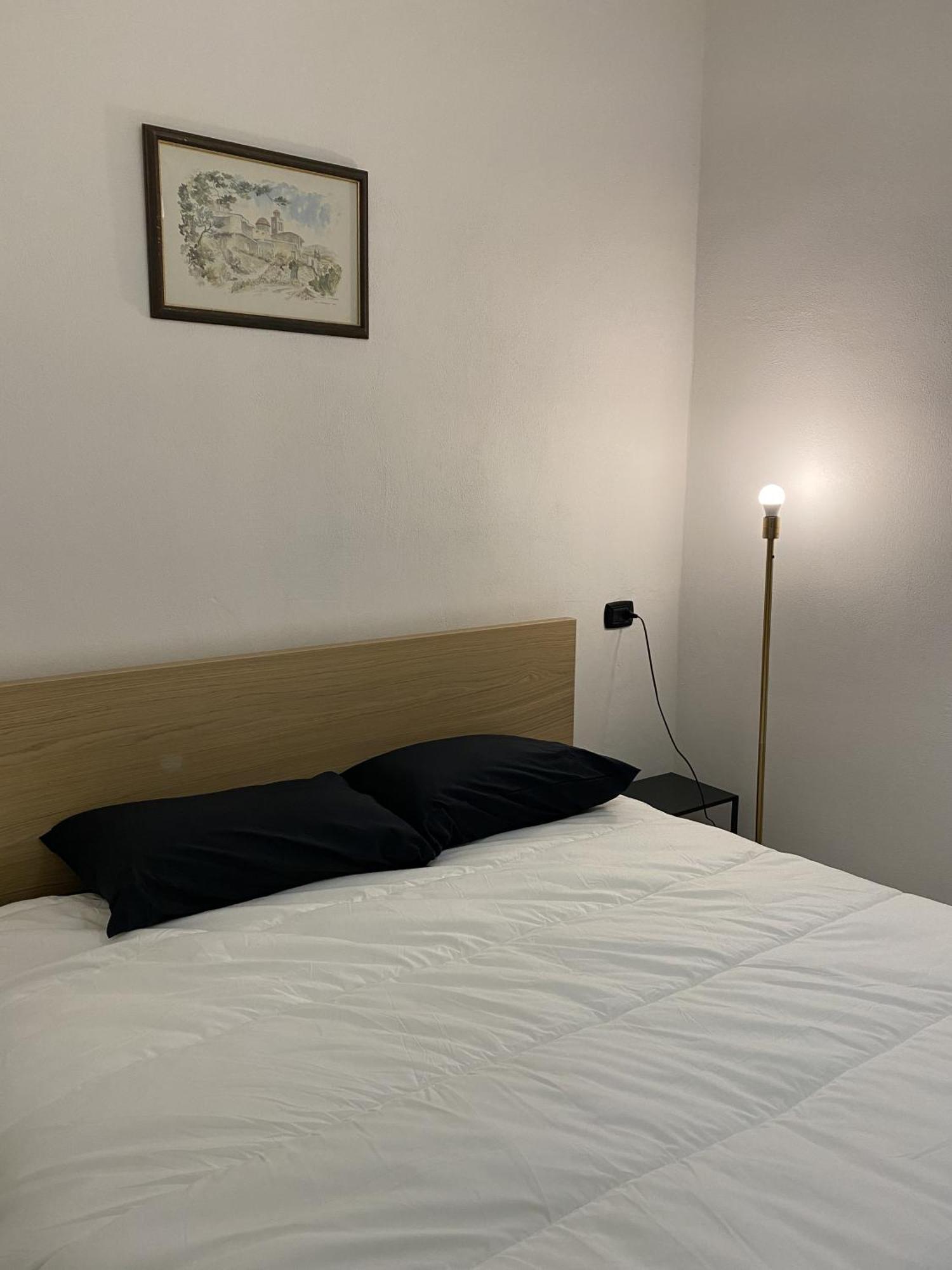Lake Front Apartments, Lecco Ngoại thất bức ảnh